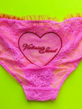 Victoria's Secret Dream Angel Lace Luxe Size S Cheekini Panty with Heart